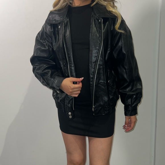 Women's Black Leather Jacket - Picture 3 of 7
